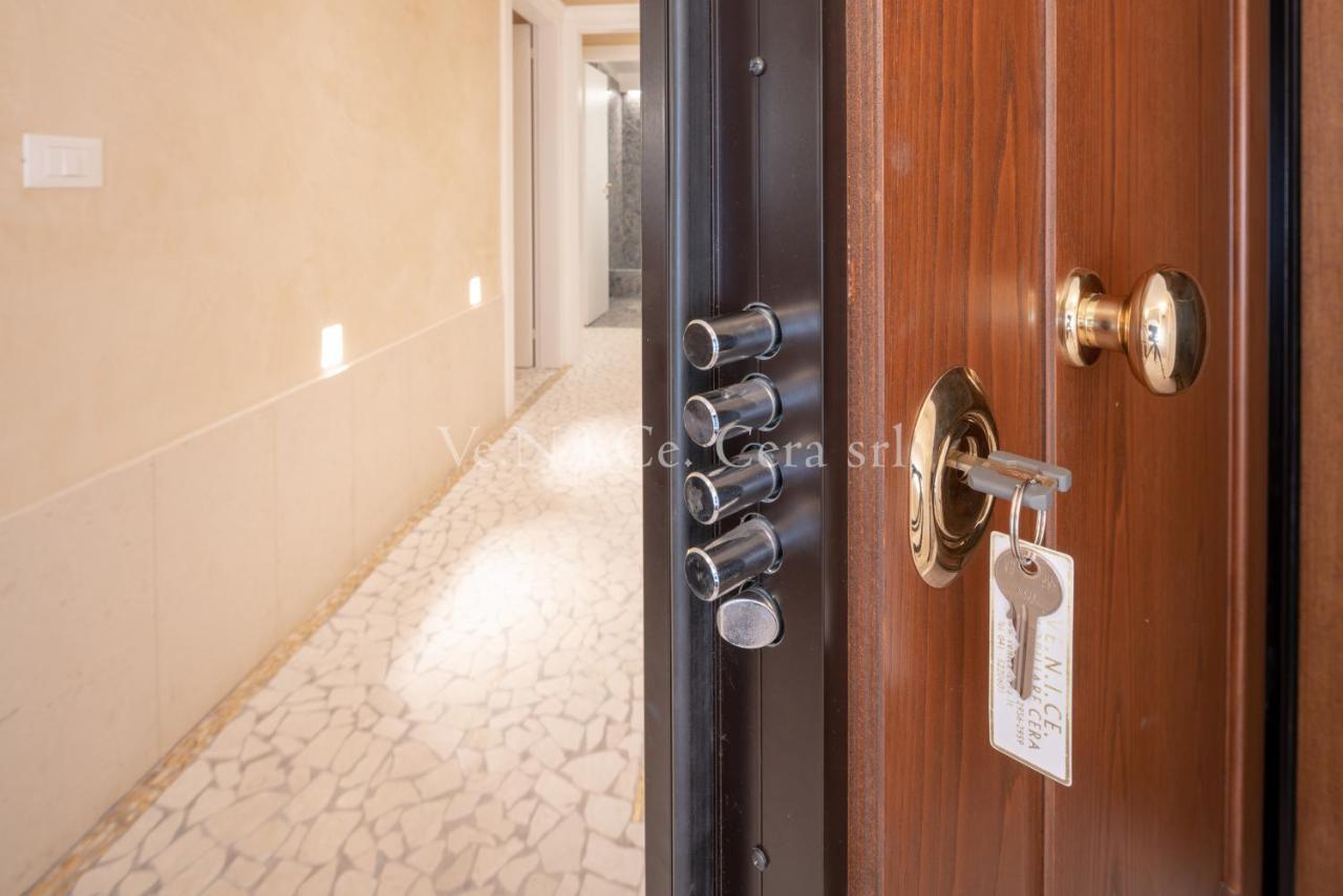 شقة Ve.N.I.Ce. Cera Ca' Del Gondoliere البندقية المظهر الخارجي الصورة